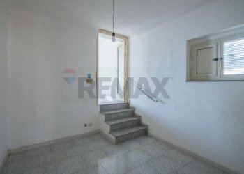 Scale - Casa indipendente Via Ragona
 
34, Caltagirone - foto 17