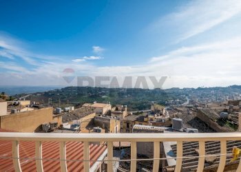 Balcone - Casa indipendente Via Ragona
 
34, Caltagirone - foto 24