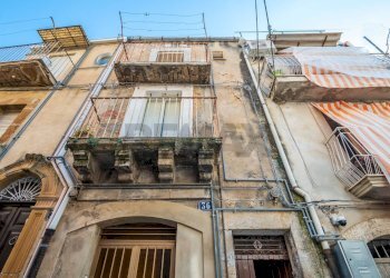 Edificio all\'aperto - Casa indipendente Via Ragona
 
34, Caltagirone - foto 28