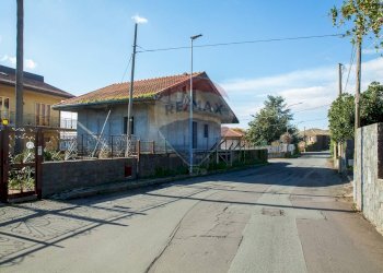 Casa all\'aperto - Villa Via Francesco  Petrarca
 
17, Trecastagni - foto 4