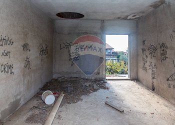 Stanza vuota - Villa Via Francesco  Petrarca
 
17, Trecastagni - foto 25