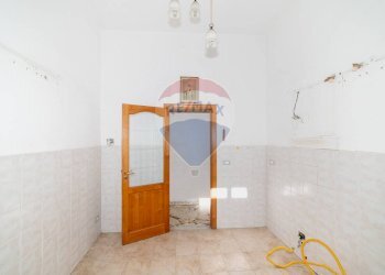 Stanza vuota - Casa indipendente Via La Manna
 
7, Adrano - foto 19