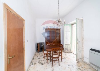 Sala da pranzo - Casa indipendente Via La Manna
 
7, Adrano - foto 20