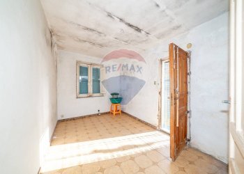 Stanza vuota - Casa indipendente Via La Manna
 
7, Adrano - foto 25