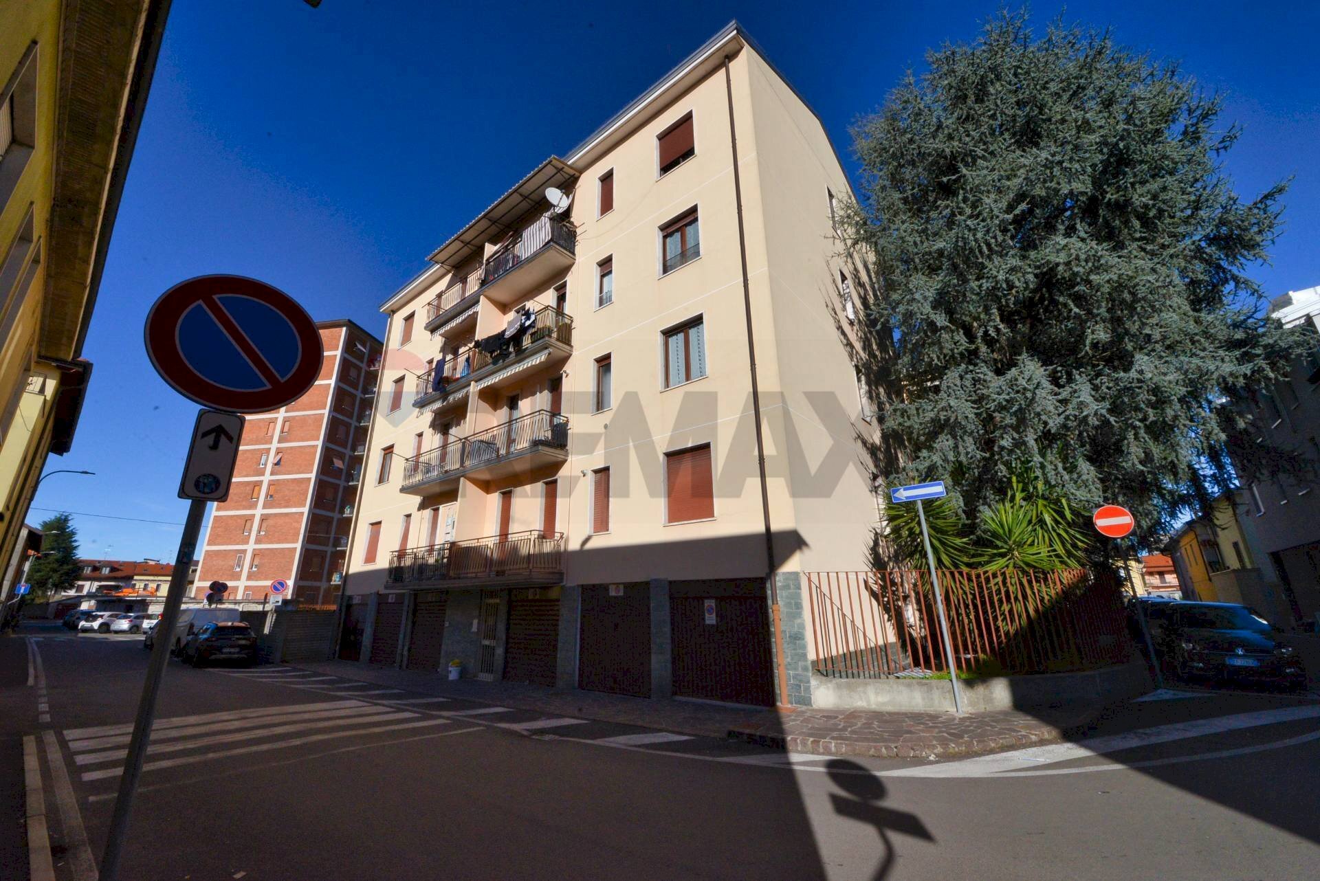 Edificio all\'aperto - Four-room apartment Via C. Battisti
4, Nova Milanese - photo 3