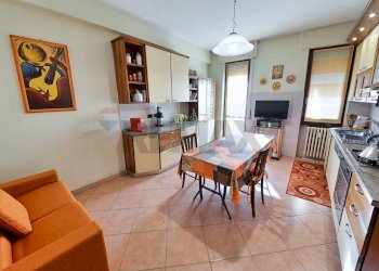 Cucina - Quadrilocale Via C. Battisti
 
4, Nova Milanese - foto 7