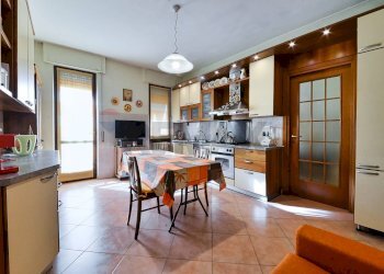 Cucina - Quadrilocale Via C. Battisti
 
4, Nova Milanese - foto 9