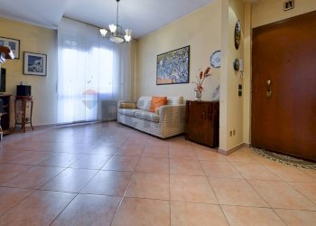 Soggiorno - Quadrilocale Via C. Battisti
 
4, Nova Milanese - foto 22