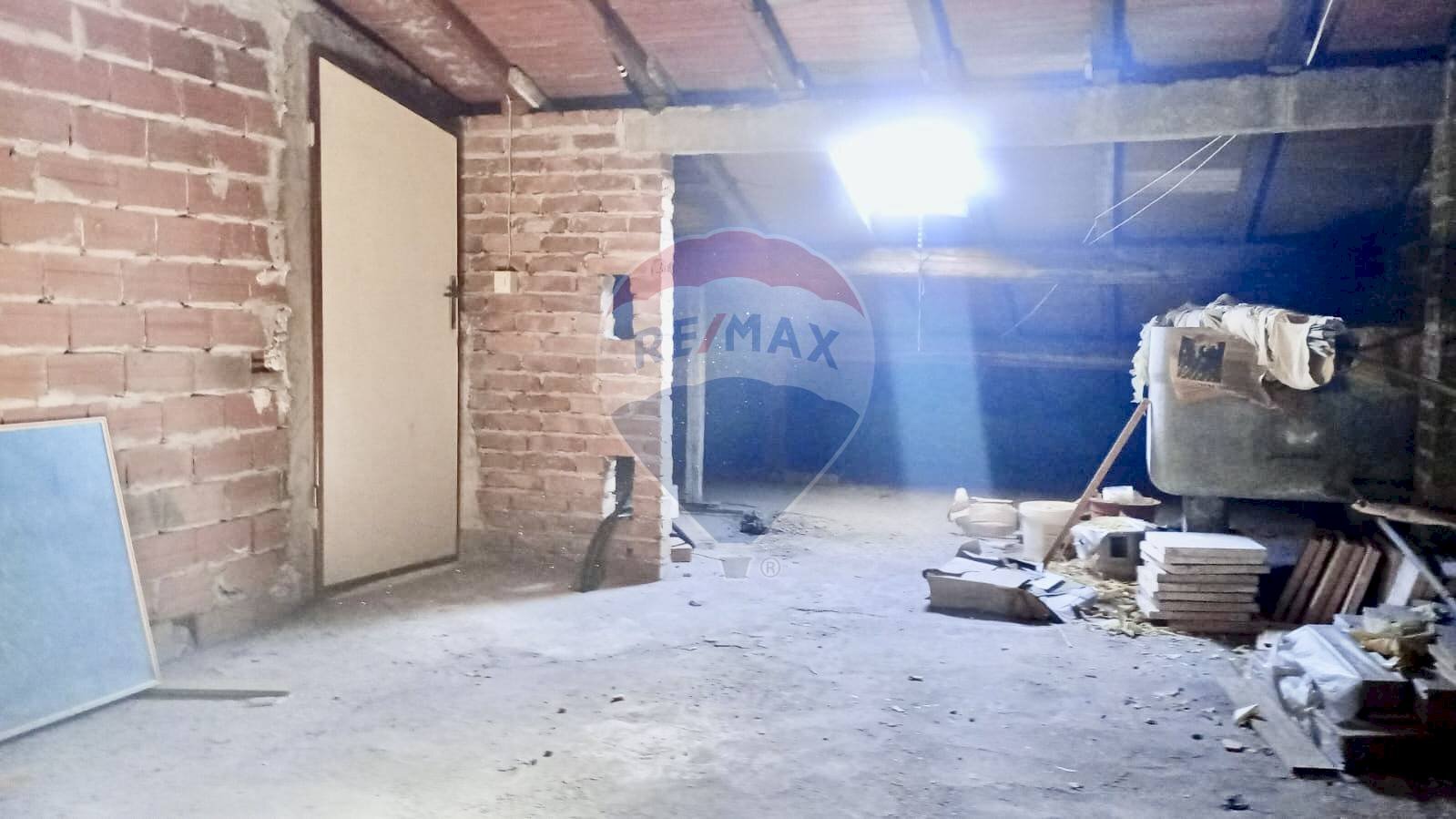 Stanza vuota - Magazzino via Mazzini
122, Viareggio - foto 2