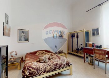 Camera / camera da letto - Casa indipendente via xx Settembre
 
147, Viareggio - foto 30
