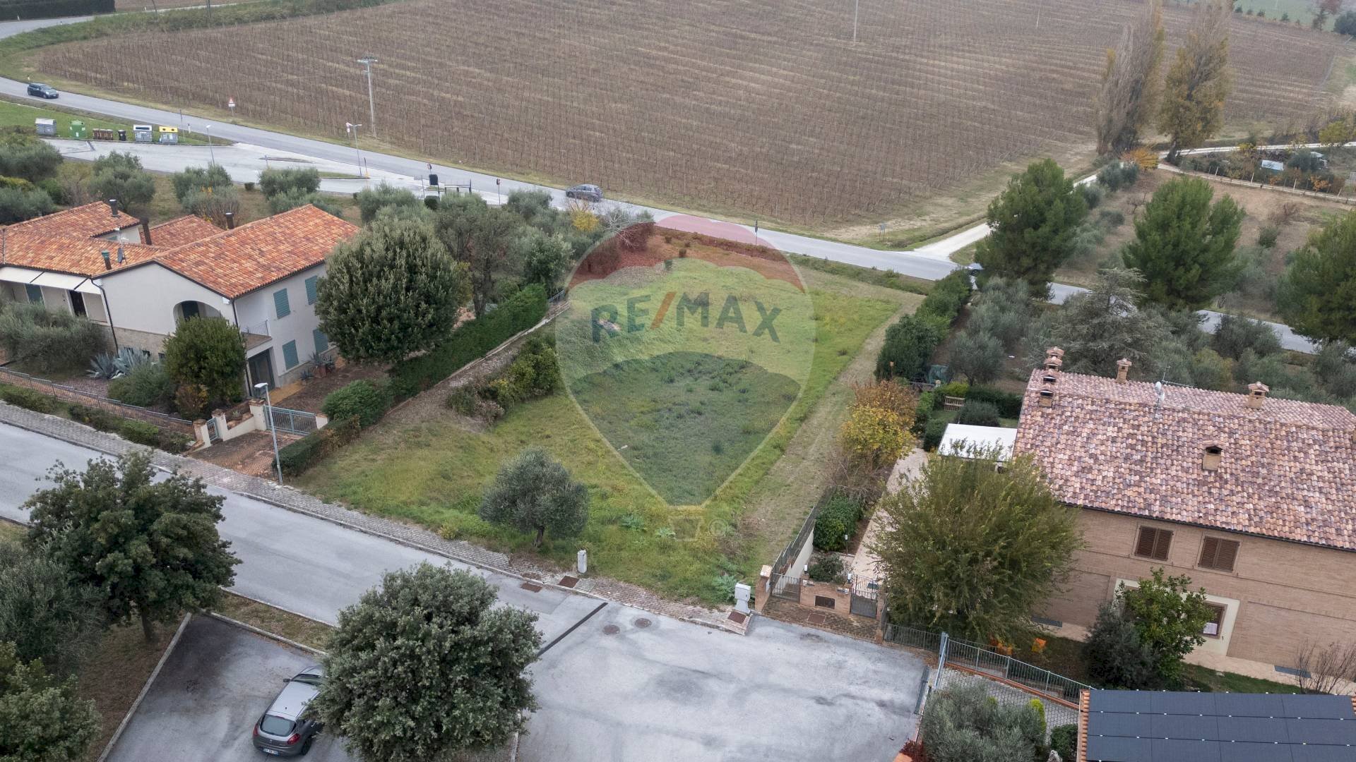 Casa all\'aperto - Terreno edificabile VIA DEGLI ULIVI
 
19, Cupramontana - foto 1