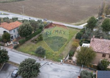Casa all\'aperto - Terreno edificabile VIA DEGLI ULIVI
 
19, Cupramontana - foto 1