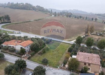 Casa all\'aperto - Terreno edificabile VIA DEGLI ULIVI
 
19, Cupramontana - foto 4