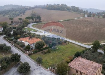 Posizione della mappa - Terreno edificabile VIA DEGLI ULIVI
 
19, Cupramontana - foto 5