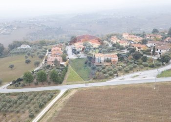 Posizione della mappa - Terreno edificabile VIA DEGLI ULIVI
 
19, Cupramontana - foto 7