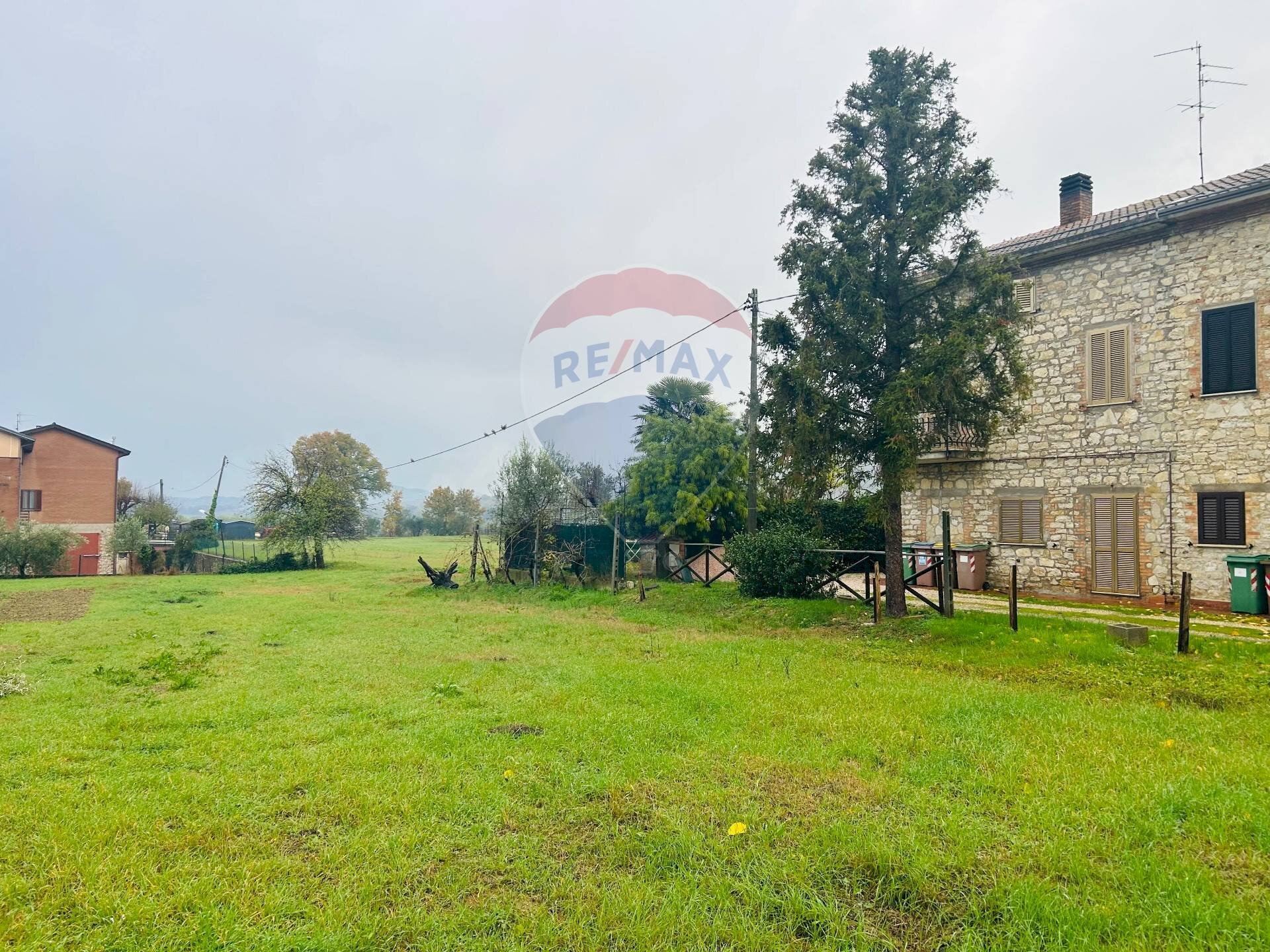 Giardino - Casa semi indipendente Via 8 Marzo
 
8, Fratta Todina - foto 3