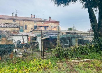 Casa all\'aperto - Casa semi indipendente Via 8 Marzo
 
8, Fratta Todina - foto 3