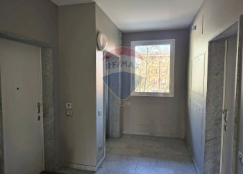 Hall / corridoio - Attico via Alcide de gasperi
 
22, Agrate Brianza - foto 27