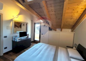 Camera / camera da letto - Attico via Alcide de gasperi
 
22, Agrate Brianza - foto 18