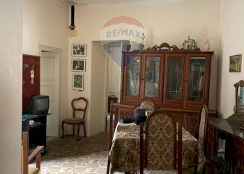 Sala da pranzo - Casa indipendente Via Salvatore Bella
 
36, Acireale - foto 12