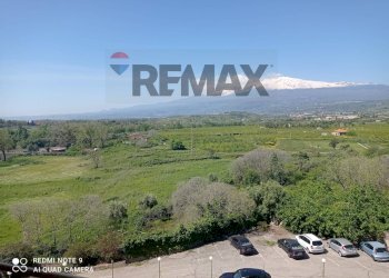 Vista delle montagne - Monolocale via pietrenere
 
6, Giardini-Naxos - foto 1