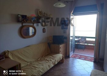 Soggiorno - Monolocale via pietrenere
 
6, Giardini-Naxos - foto 17