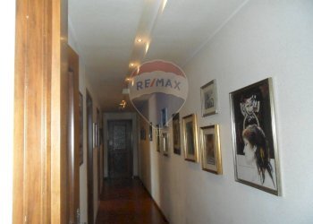 Hall / corridoio - Appartamento Via Filippo Paladini
 
158, Caltanissetta - foto 24