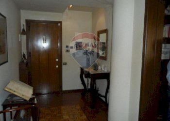 Hall / corridoio - Appartamento Via Filippo Paladini
 
158, Caltanissetta - foto 25