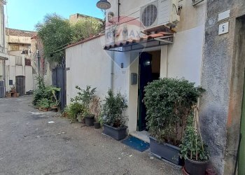 Casa all\'aperto - Casa indipendente via Nicotra conti
 
3, Fiumefreddo di Sicilia - foto 7