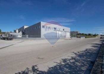 Edificio all\'aperto - Locale Commerciale via Paolo Borsellino, Floridia - foto 2