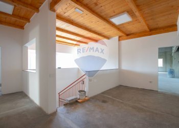 Stanza vuota - Locale Commerciale via Paolo Borsellino, Floridia - foto 12