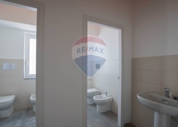 Bagno - Locale Commerciale via Paolo Borsellino, Floridia - foto 17