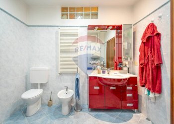 Bagno - Quadrilocale via alfieri
 
13, Trieste - foto 18