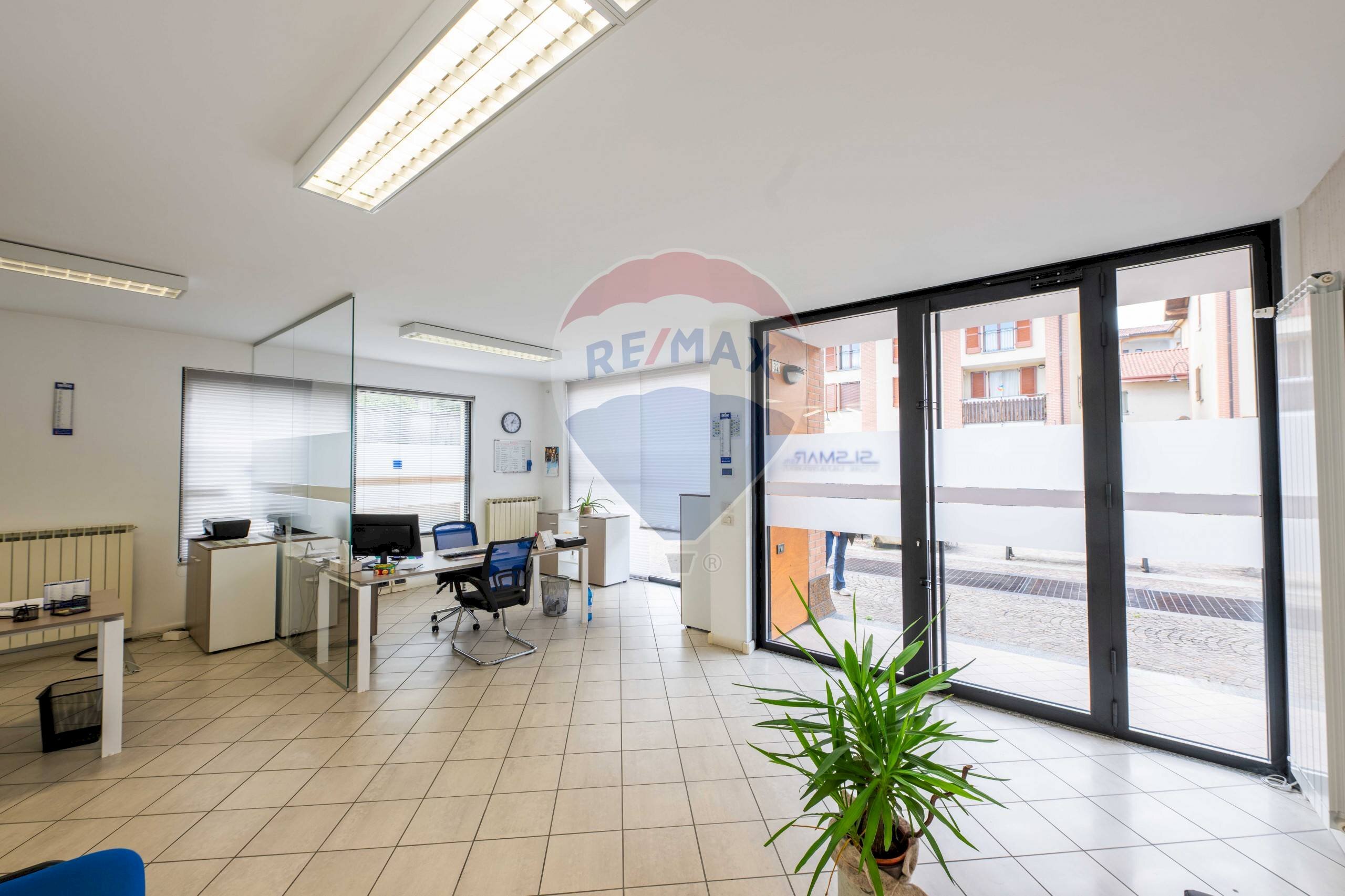 Ufficio - Commercial Premises VIA ARCIPRETE ROTA
 
26/28, Lallio - photo 1