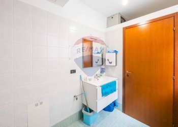 Bagno - Commercial Premises VIA ARCIPRETE ROTA
 
26/28, Lallio - photo 21