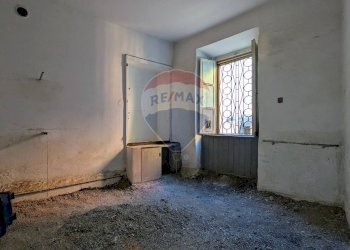 Stanza vuota - Casa semi indipendente Costa Volpino - foto 21