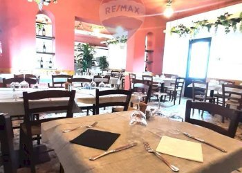 Sala da pranzo - Commercial Premises via Nazario Sauro
 
25, Sillavengo - photo 14