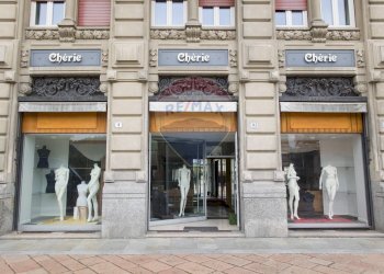 Edificio all\'aperto - Shop Largo Roma
 
3, Salsomaggiore Terme - photo 2