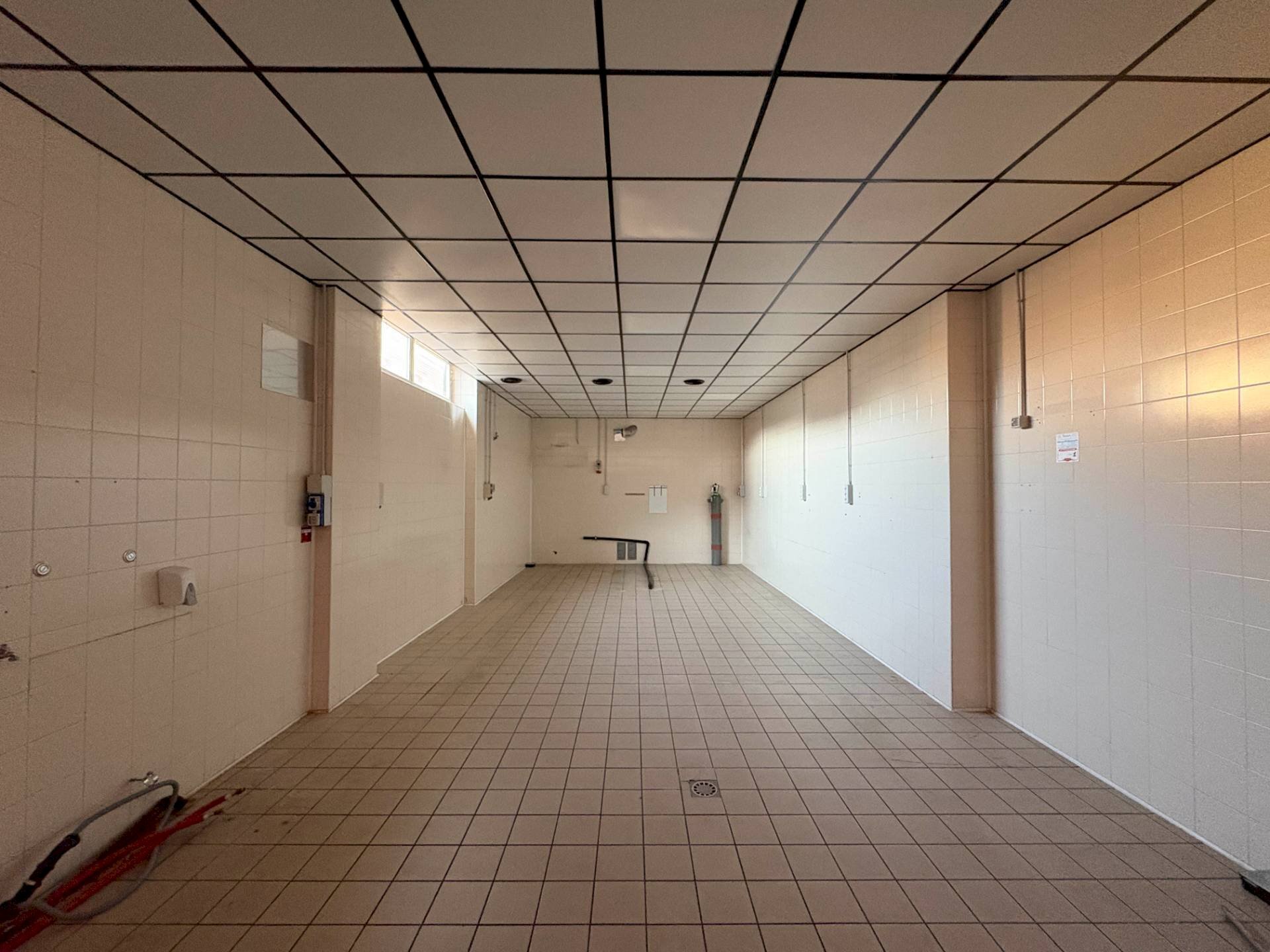 Foto 3 - Locale Commerciale Via Caluso, Chivasso - foto 3