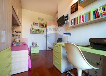 Camera / camera da letto - Trilocale Pero - foto 19