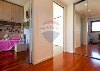 Camera / camera da letto - Trilocale Pero - foto 20