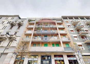 Edificio all\'aperto - Quadrilocale Via Rovereto
12, Milano - foto 1