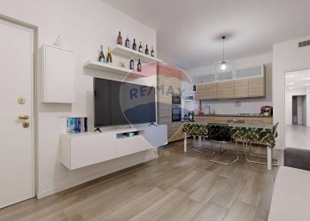 Sala da pranzo - Quadrilocale Via Rovereto
12, Milano - foto 3