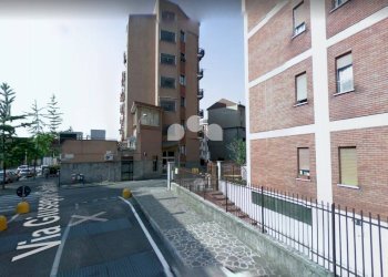 Via di ingresso ai box - Box Andrea Doria
 
2, Nova Milanese - foto 3