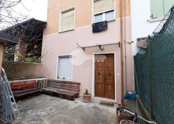 Foto 1 - Casa indipendente via lazzaretto
 
33, Gottolengo - foto 1