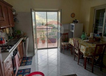 Cucina - Casa indipendente CONTRADA CALABRETTO
 
194, Itri - foto 8