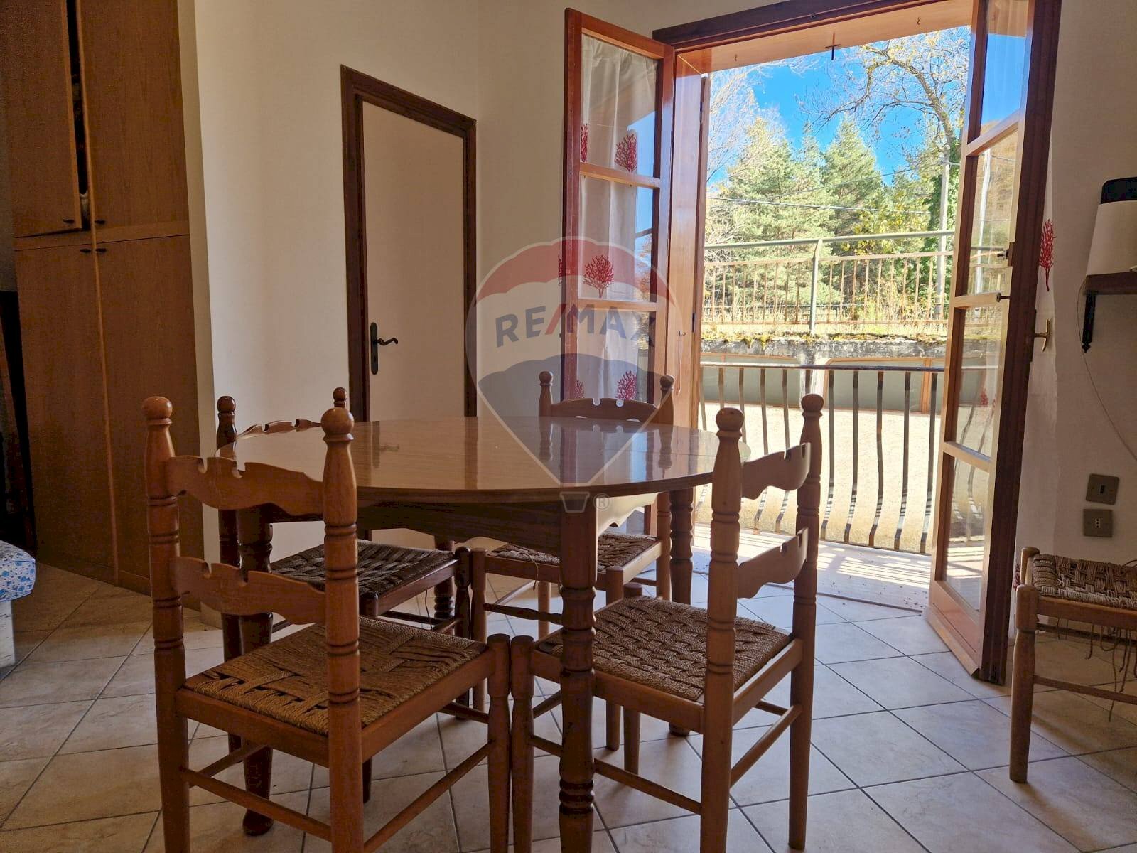 Sala da pranzo - Quadrilocale Roccaraso - foto 2