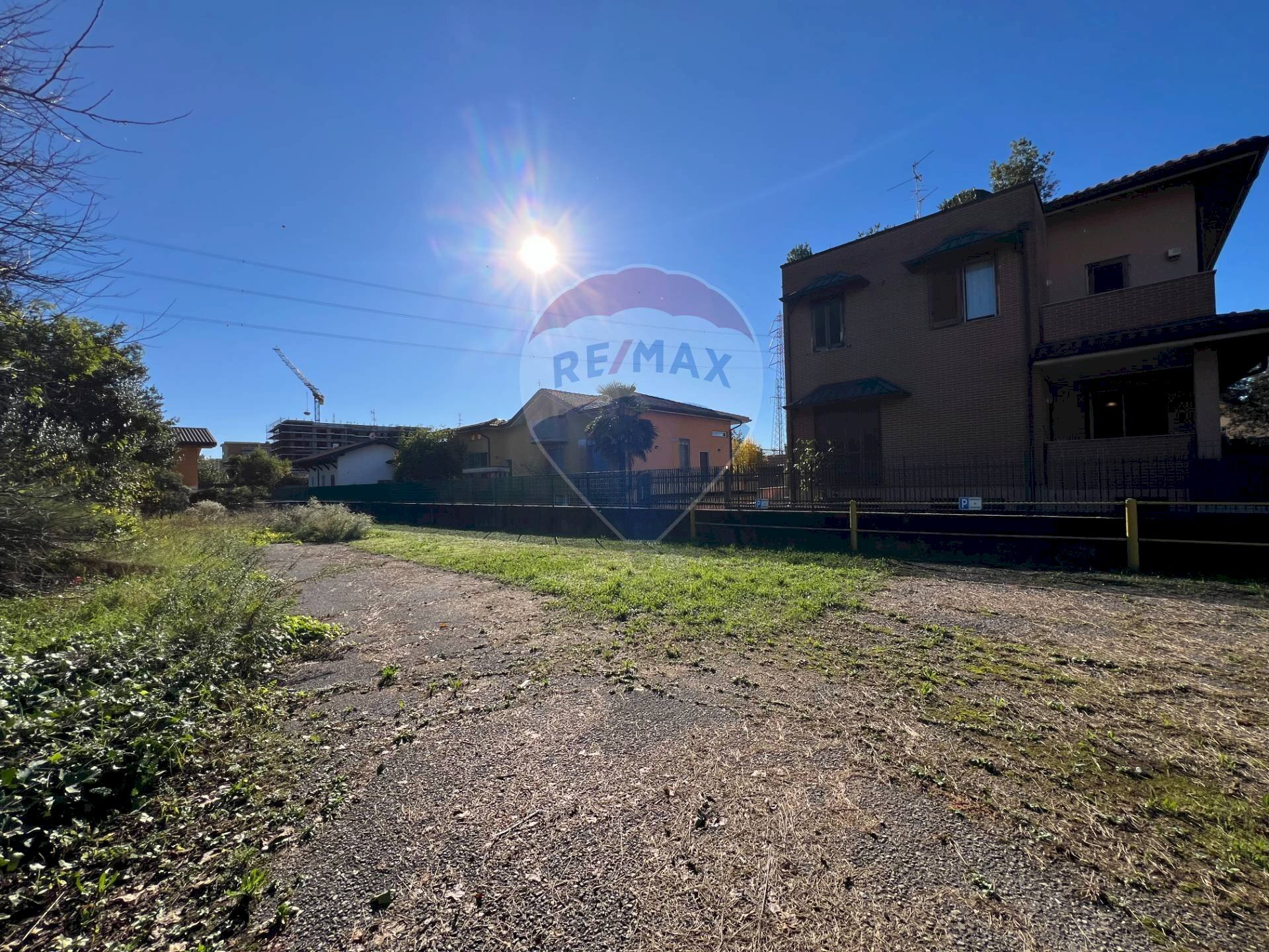 Vista delle montagne - Terreno edificabile VIA MOIA
 
89, Brugherio - foto 3