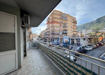 Balcone - Appartamento Corso Vittorio Emanuele
 
670, Villabate - foto 5