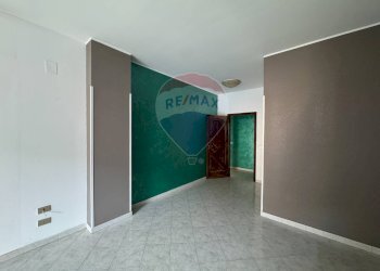 Stanza vuota - Appartamento Corso Vittorio Emanuele
 
670, Villabate - foto 8